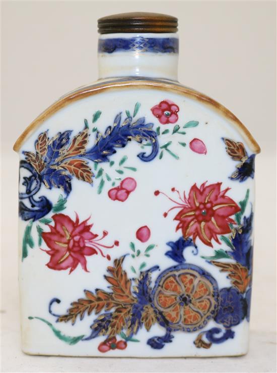 A Chinese famille rose pseudo tobacco leaf pattern tea caddy, Qianlong period, total height 12cm